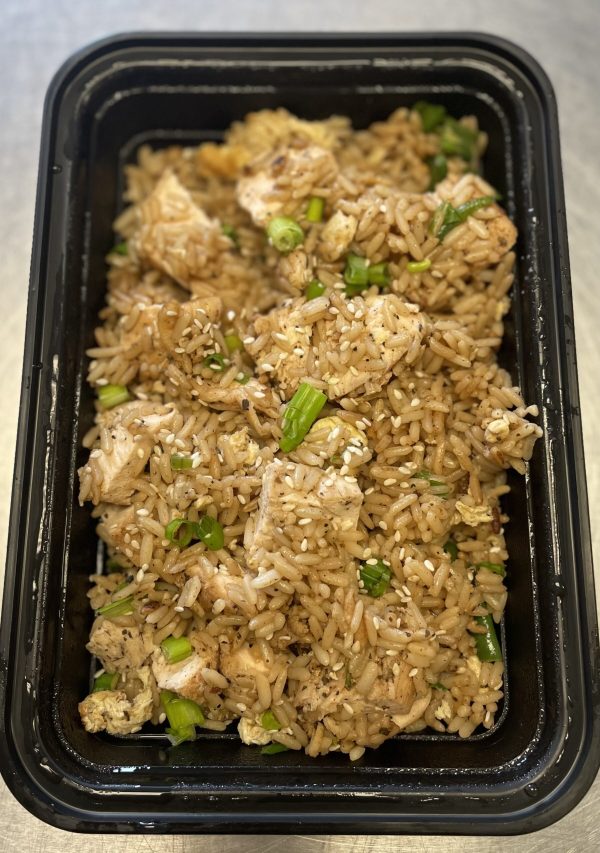 Brown Fried Rice with Chicken, Green Beans and Sesame Seeds