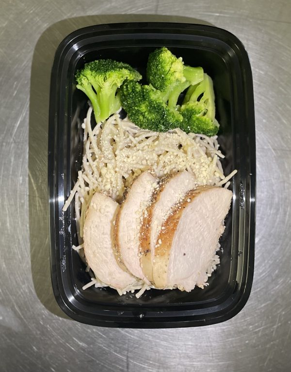 NEW Whole Wheat Penne Pasta Cajun Chicken Alfredo with broccoli