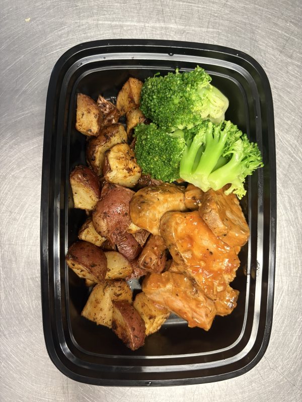 Chipotle Pork with Roasted Red Potato and Broccoli